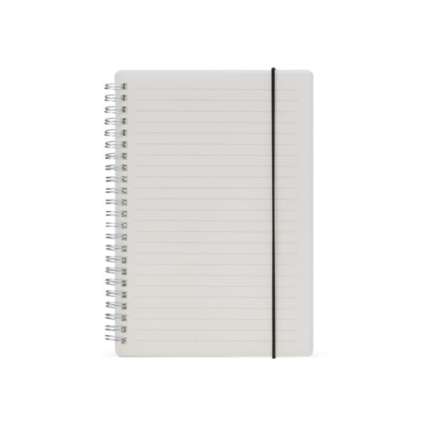 Caderno com capa plástica